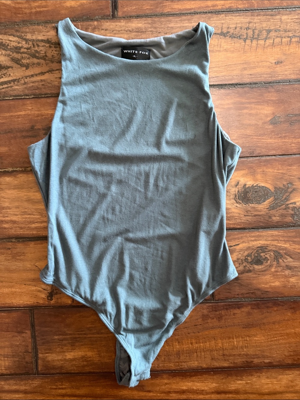 White Fox Boutique Like New Slate Blue Sleeveless Bodysuit